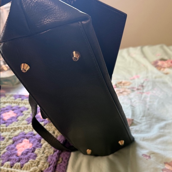 Anna Paola green Elegant Leather Chain Strap Bag - Picture 3 of 7